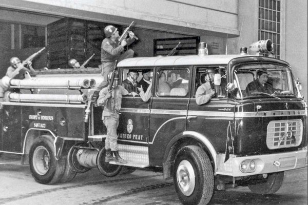 Testimonios de los bomberos de la Quinta Compañía que acudieron a La Moneda durante el Golpe del '73