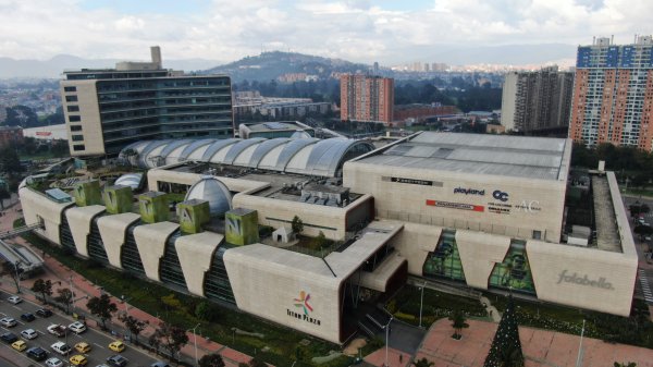 Parque Arauco adquiere participación en el colombiano Titán Plaza por US$ 34 millones