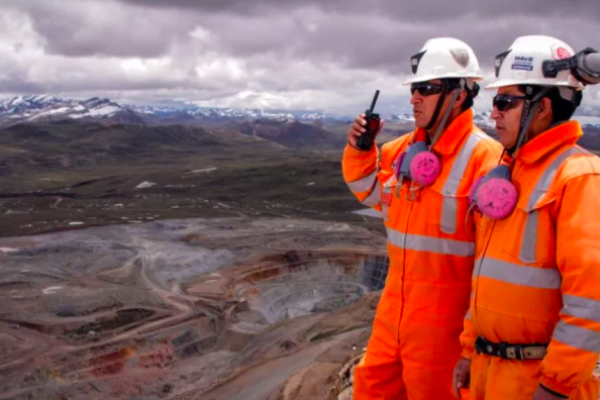 Minera peruana Volcán anuncia plan de fortalecimiento interno, tras polémicos cambios en su directorio