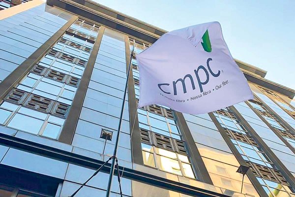 CMPC sigue apostando por el centro de Santiago e inicia obras de remodelación en su histórico edificio