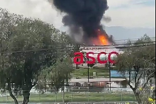 Incendio en planta de Gasco ya está controlado y se investigan las causas del siniestro