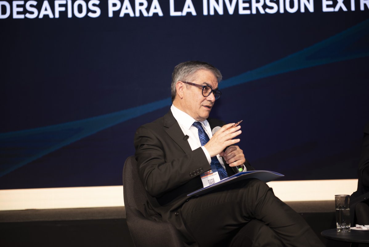 <p>Marcel destaca importancia de mantener clasificación de riesgo para atraer inversión extranjera y fija plazo para nuevo pacto fiscal</p>