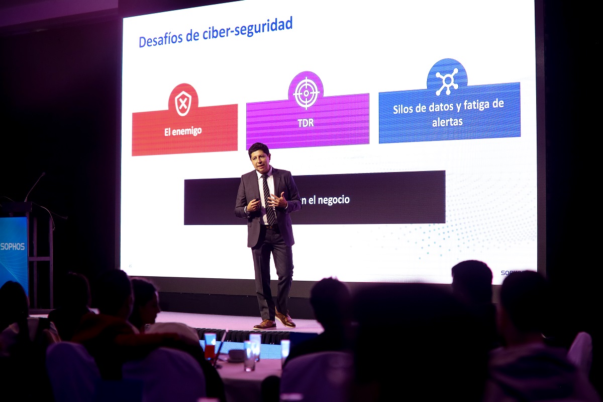 <p>El senior manager de Ingeniería de Sophos para Latinoamérica, Juan Alejandro Aguirre, durante la conferencia.</p>