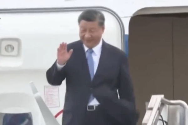 <p>Ahora en DF | Xi Jinping llega a San Francisco para reunirse con Biden y rebajar tensiones</p>