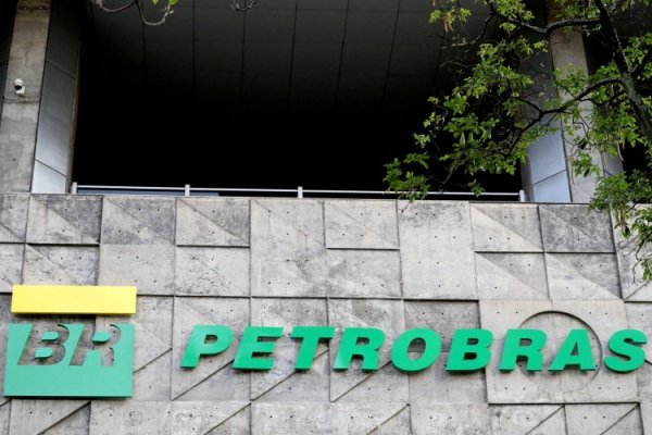 Petrobras no descarta evaluar compra de activos ofrecidos por Milei en Argentina