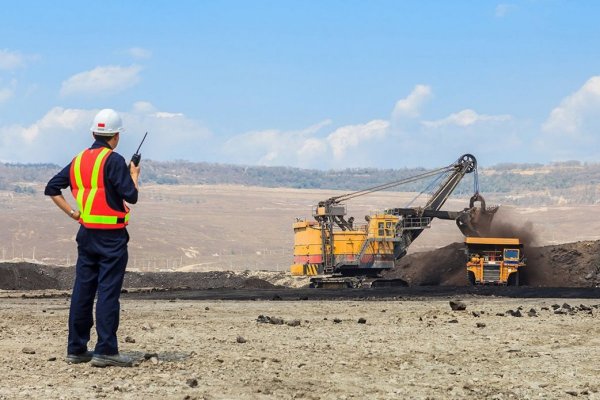 Covid, ¿una enfermedad laboral? Autoridad acoge reclamo y trabajador demanda a Codelco y SK