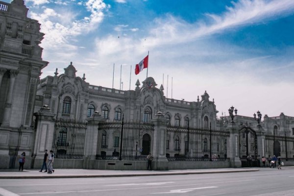 Casi US$ 2.000 millones salieron de Perú durante el tercer trimestre: ¿A qué se debe esta fuga de capitales?