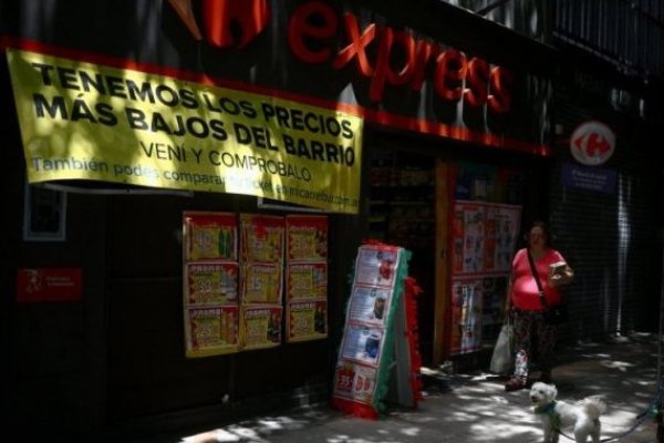 Aumenta la tensión en Argentina: una inflación en 160% se suma a la devaluación y el ajuste fiscal