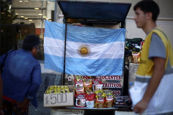 Remezón financiero en Argentina tras la fuerte devaluación de su moneda