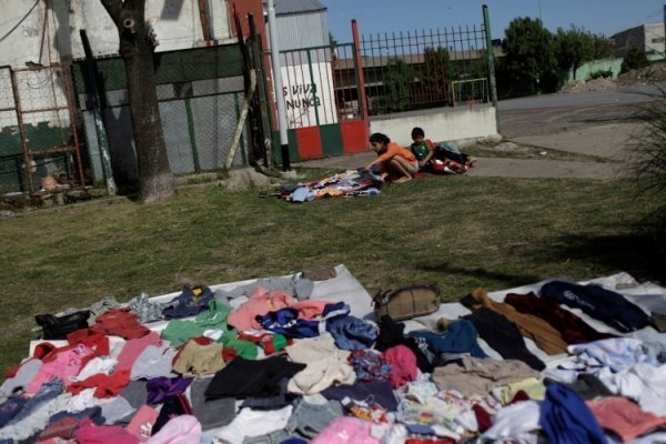 Mercados de trueque, una solución para sobrevivir a la inflación en Argentina