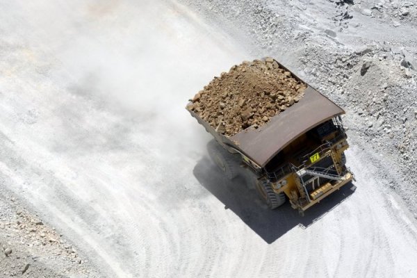 Antofagasta Minerals del Grupo Luksic llega a Perú tras ingresar a la propiedad de la minera Buenaventura