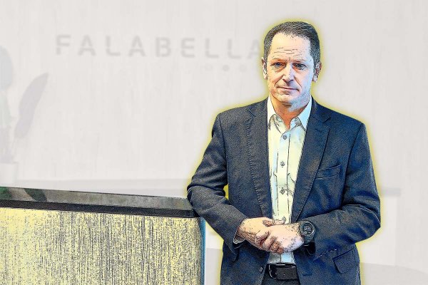 Con sangre británica, fogueado en el grupo Enersis y cantante de una banda: las múltiples facetas del nuevo CEO interino de Falabella