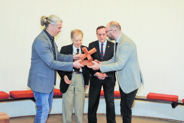 Por trabajo en patrimonio: Director de Museo Andino recibe premio Gabriel Guarda