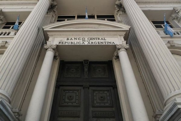 Argentina tendrá nuevos billetes de 10 mil y 20 mil pesos desde junio, tras fuerte devaluación e inflación por las nubes