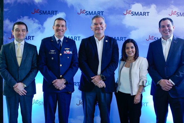 JetSmart entra oficialmente a operar en el mercado doméstico de Colombia