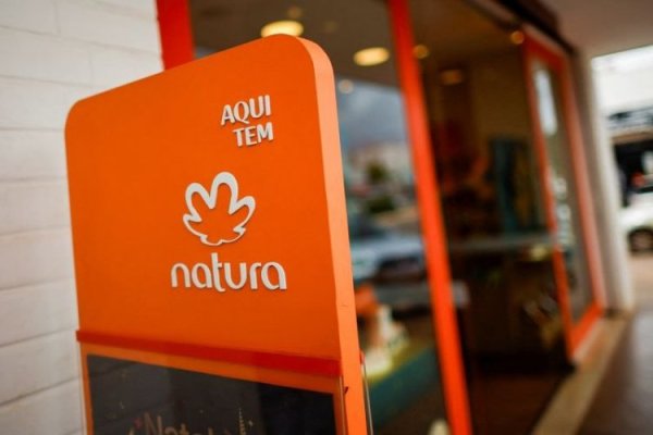 Natura estudia la división de Natura Latam y Avon en empresas independientes