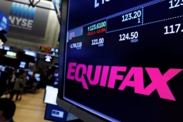 Factorings vs Equifax: empresas financieras alegan inestabilidad de plataforma y exigen plan de contingencia