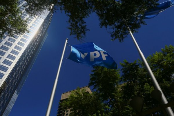 Argentina YPF planea invertir unos US$ 5 mil millones en 2024: un 60% se destinará a Vaca Muerta