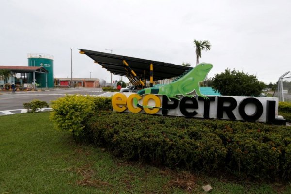 Moody's baja calificación de la colombiana Ecopetrol a "territorio basura"