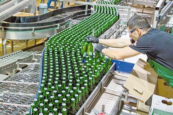 CCU enfrenta un complejo escenario de consumo en Argentina: ventas de cervezas cayeron 30% en volumen