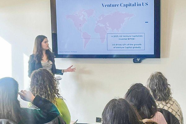 La norteamericana prodigio de 16 años que hizo una pasantía en Fen Ventures