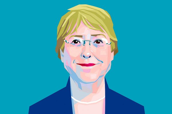 Momento Bachelet: la encrucijada de la Expresidenta