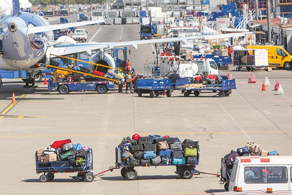 MOP asegura que no es posible aprobar el mecanismo de asignación de empresas courier en Aeropuerto