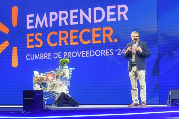 El CEO de Walmart Chile, Cristián Barrientos.