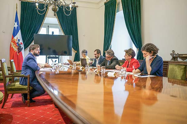 El gabinete procrecimiento lo lidera el Presidente Boric. Foto: Presidencia