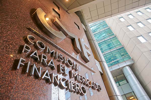 <p>CMF publica documento sobre mandato de desarrollo del mercado financiero</p>