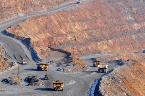 Perú: El 20,8% de inversiones en cartera de proyectos mineros provienen de China