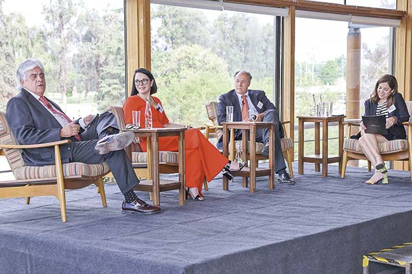 Nelson Contador, Alejandra Anguita, Juan Sutil y Paula Vargas. Foto: Manuel Urzua