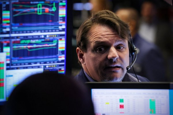 Wall Street deja atrás sus caídas de la semana pasada y repunta impulsado por las acciones tecnológicas