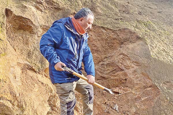 Minera que desarrolla proyecto de tierras raras en Penco recibe financiamiento de Corfo aplicar AI para exploración