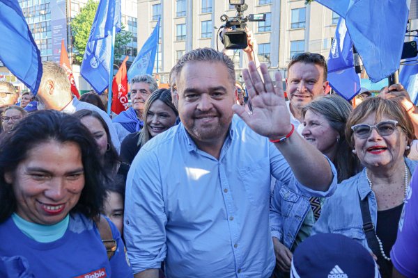 Sergio Giacaman arrasa en Biobío y se convierte en la primera mayoría entre los gobernadores