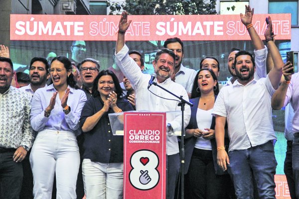 Claudio Orrego se impone con holgura a Francisco Orrego en la Región Metropolitana