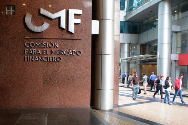 <p>CMF sanciona a Santander y Bci por no remitir oportunamente al Ministerio Público antecedentes bancarios requeridos en investigaciones penales</p>