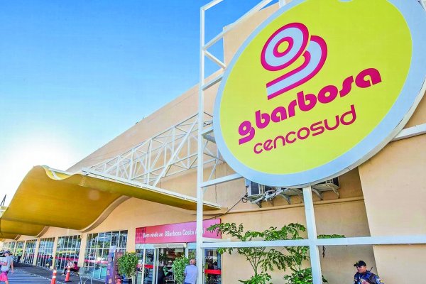 Grupo Carrefour lidera ranking de supermercados en Brasil y Cencosud se mantiene dentro del top 10