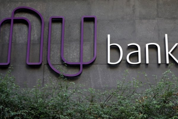 Brasileña Nubank se asocia con tienda de conveniencia Oxxo para expandirse en México