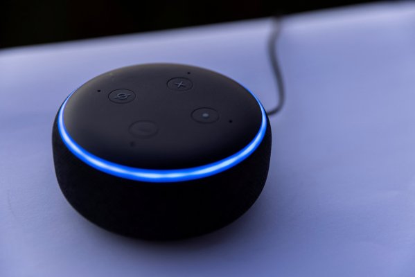 Amazon se apresura a trasplantar el “cerebro” de Alexa con IA generativa