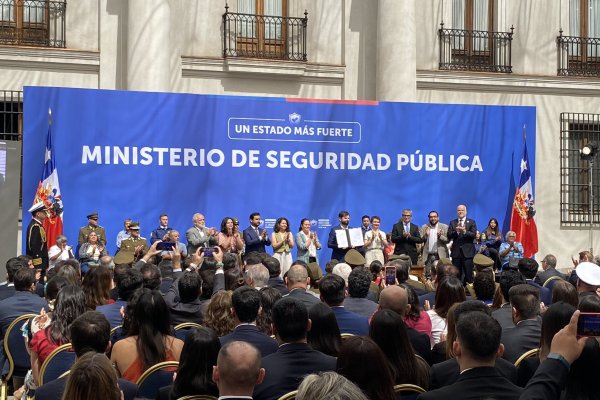 <p>Boric promulga la ley que crea el Ministerio de Seguridad y se mantiene en suspenso el nombre del futuro ministro</p>