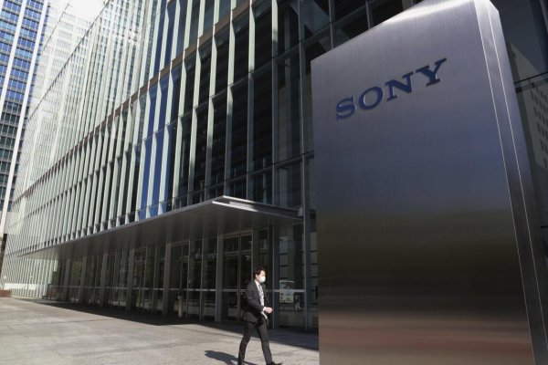 <p>Sony reestructura su cúpula directiva y nombra a histórico Hiroki Totoki como nuevo CEO</p>