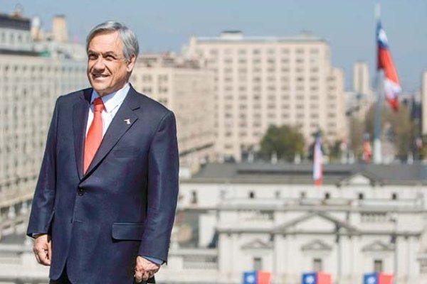 <p>Con ceremonias religiosas en todo el país, familia y Chile Vamos recordarán a Piñera a un año del accidente</p>