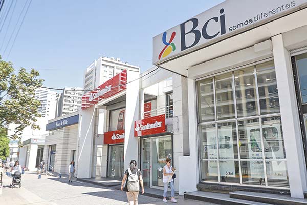 <p>La banca brilla en bolsa: atraviesa por su mejor momento en al menos cinco años</p>