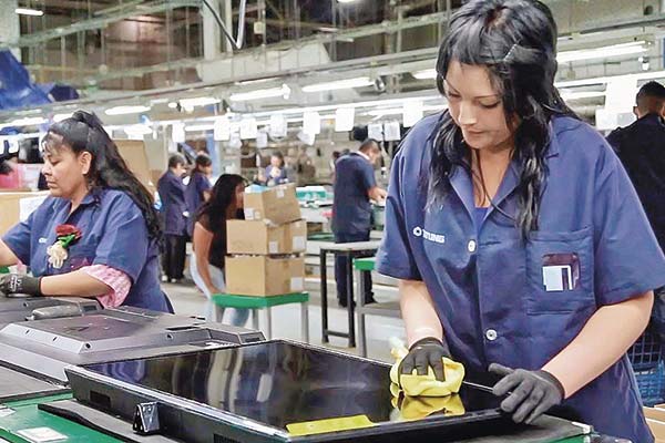 <p>El complejo escenario laboral de las mujeres: se resiente la creación de empleo</p>