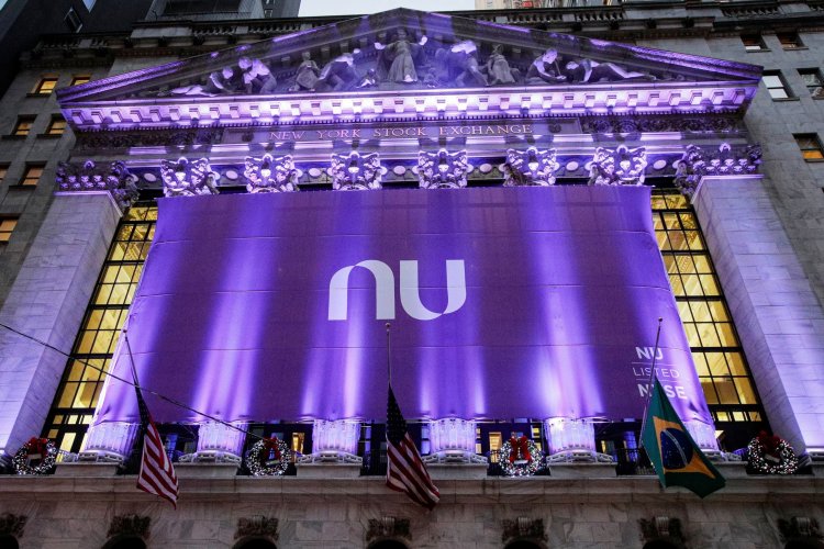 <p>Nubank aumenta un 91% su utilidad en 2024 y cierra el año con más de 114 millones de clientes</p>