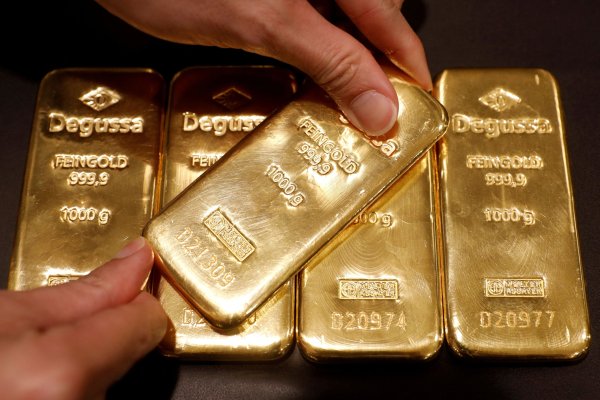 <p>Rozando la barrera de los US$ 3.000: ¿Por qué el precio del oro en máximos históricos?</p>