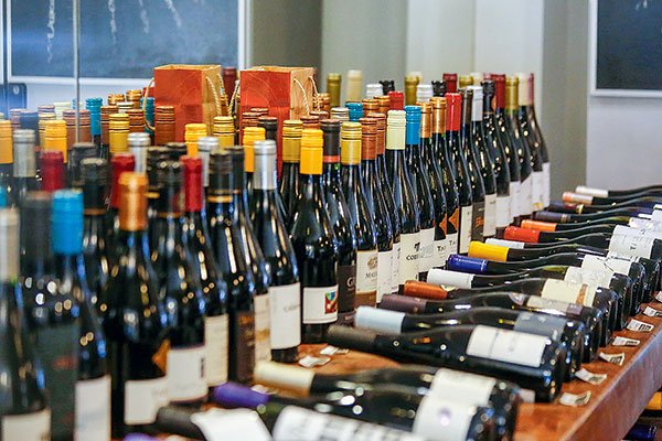 Exportaciones de vino embotellado parten 2025 con positivos resultados, pero China sigue a la baja y se aleja de niveles prepandemia