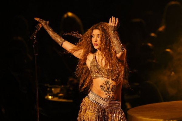 <p>Sernac abre procedimiento compensatorio para asistentes a los conciertos de Shakira tras súbita cancelación</p>