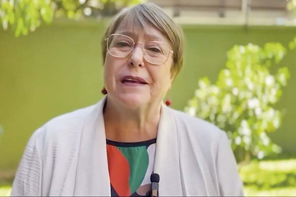 <p>Bachelet confirma que no será candidata presidencial: "Ahora deben ser otros los que asuman el desafío"</p>